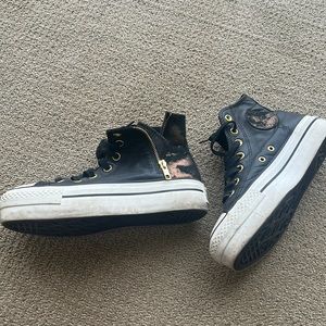 Platform converse!